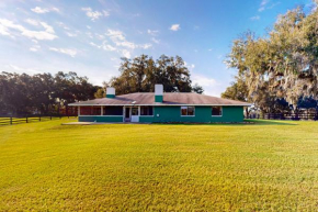 Two Springs Farm Guesthouse A